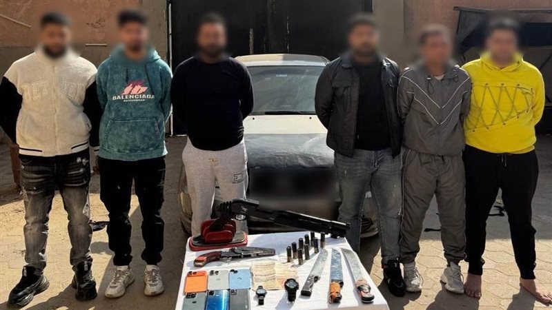 المتهمين 