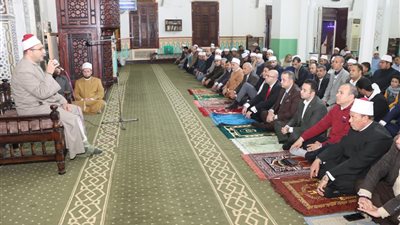 محافظ بني سويف يُهنئ أبناء وقيادات المحافظة بذكرى الإسراء والمعراج