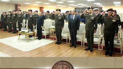 تخريج طلبة مركز التدريب المهنى التابع لقناة السويس في الكلية العسكرية التكنولوجية
