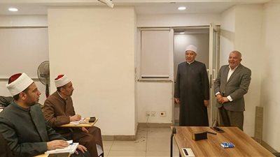 جولة ميدانية لرئيس أكاديمية الأزهر العالمية لمتابعة الدورات التدريبية