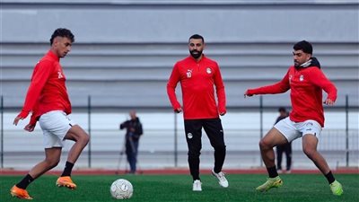 بعثة منتخب مصر تصل  جدة استعدادا  لمواجهة السعودية وديا