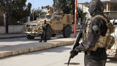 دمشق تؤكد طرد مسلحي حزب العمال الكردستاني من مطار الطبقة