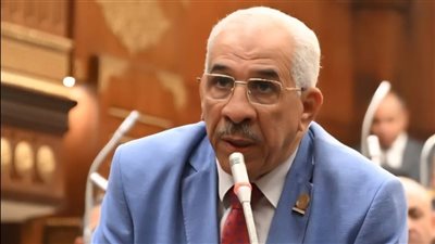 اقتراح برغبة بشأن رفع كفاءة ورصف الطريق المؤدي لأسيوط الجديدة