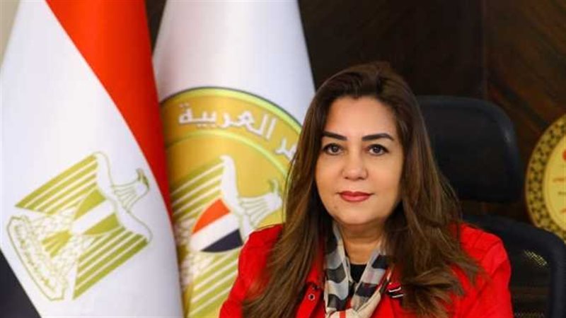 منال عوض 