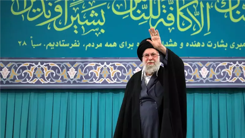 المرشد الأعلى علي خامنئي 