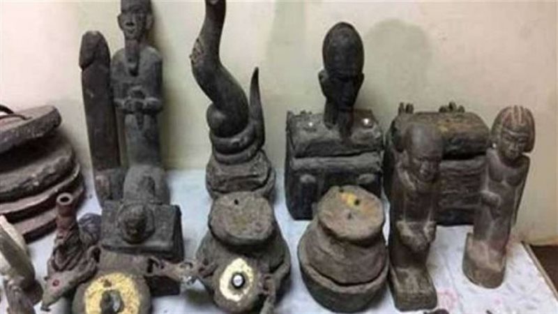 آثار