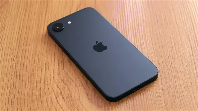 iPhone 17e