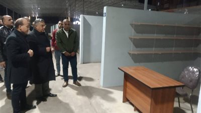 محافظ الدقهلية يتابع تسكين الباعة الجائلين بسوق طلخا 