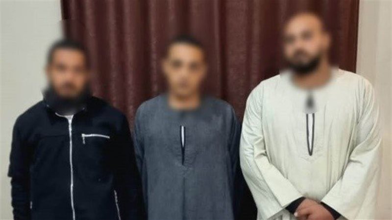 المتهمين 