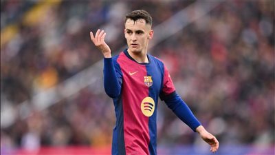 اجتماع بين برشلونة وأتلتيكو مدريد لحسم مستقبل مارك كاسادو