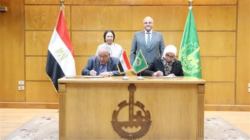 جانب من توقيع بروتوكول التعاون 