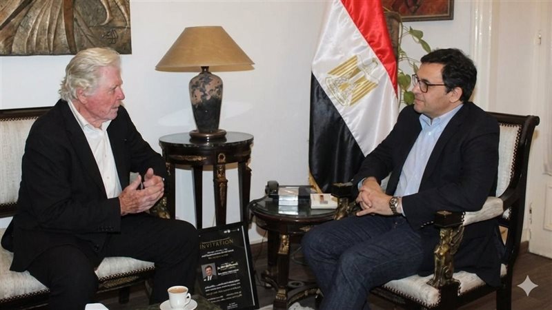 د.أحمد فؤاد هنو وزير الثقافة مع حسين فهمي