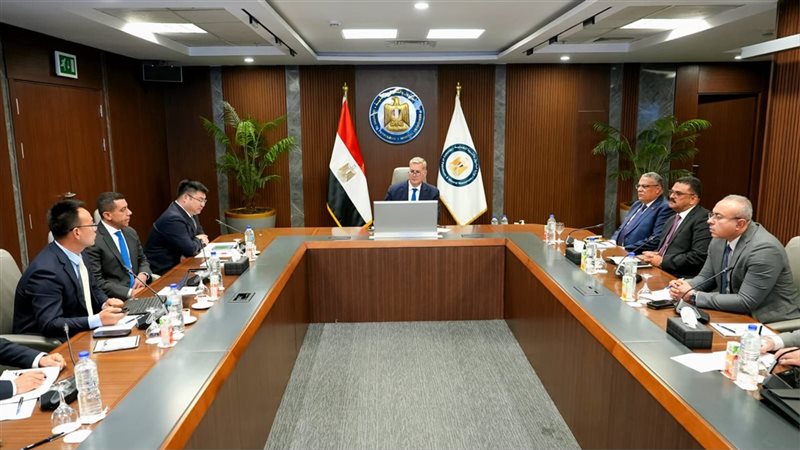 اللقاء