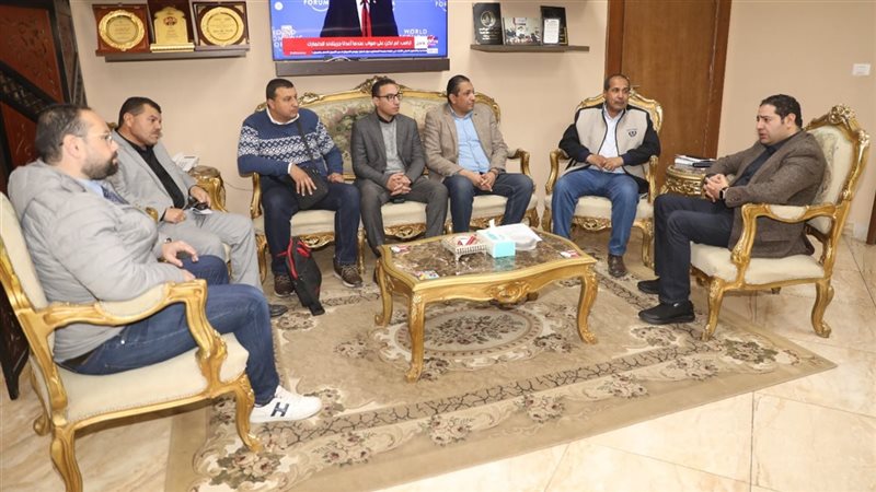 اللقاء