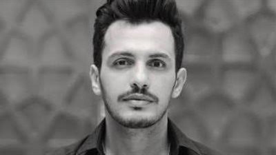 الموزع أحمد إبراهيم يعلن وفاة والده بعد صراع مع المرض