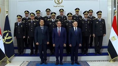 وعي المصريين خط الدفاع الأول عن الوطن..أبرز تصريحات الرئيس السيسي بعيد الشرطة 
