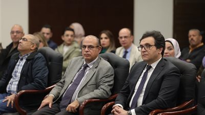 وزير الثقافة يحضر مناقشة كتابي أمين عام الجامعة العربية بمعرض الكتاب