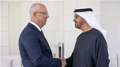الرئيس الإماراتي يستقبل المبعوث الروسي ويبحثان تعزيز التعاون الاقتصادي والاستثماري