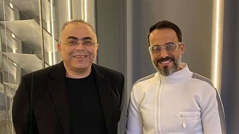 يوسف الشريف والمؤلف عمرو سمير