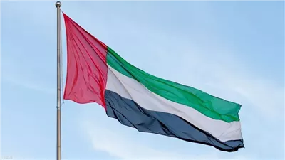 عبد الله بن زايد ووزيرة خارجية بريطانيا يبحثان هاتفيا العلاقات الثنائية بين البلدين 