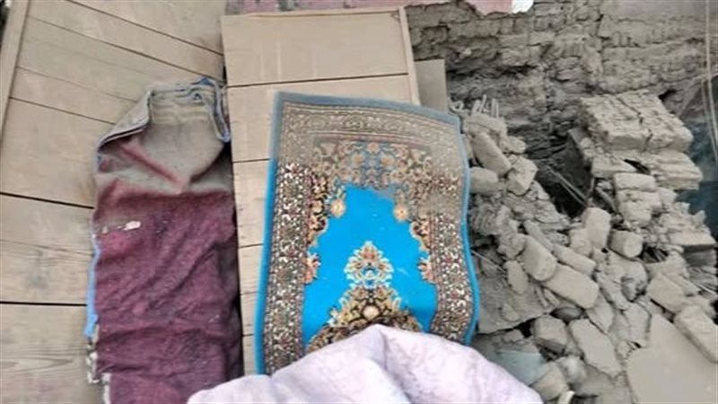 العقار المنهار