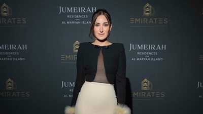 أمينة خليل تتألق في الإمارات بإطلالة فالنتينو.. تفاصيل