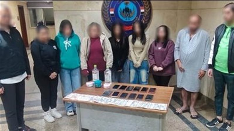 المتهمين 