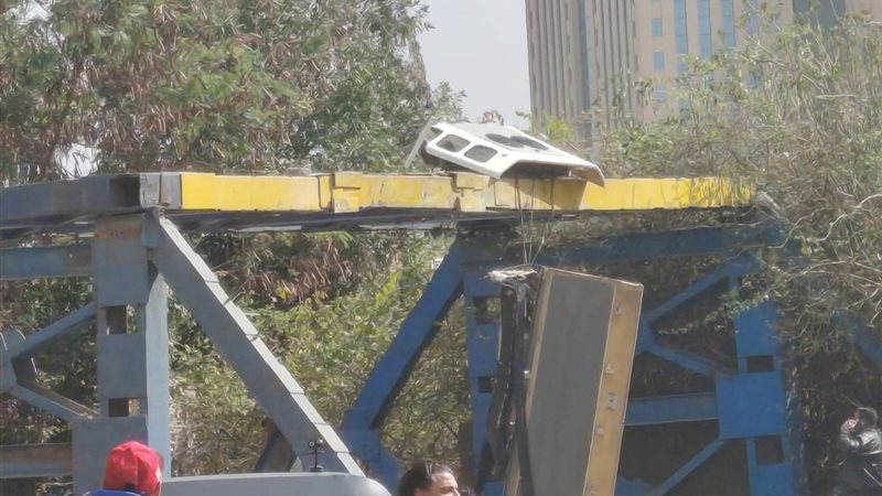 آثار الحادث 