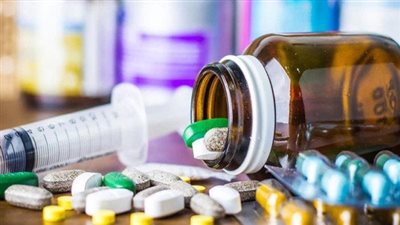 قرار جديد يهدد رفوف الصيدليات.. ماذا وراء سحب الأدوية منتهية الصلاحية؟