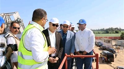 هل تسهم مشروعات مياه الشرب والصرف الصحي في تحسين جودة حياة المواطنين بالمنيا؟
