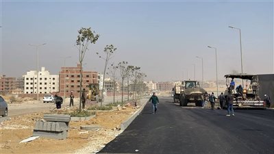 أعمال مكثفة بطريقي ABC وNR بالامتداد الشرقي للقاهرة الجديدة