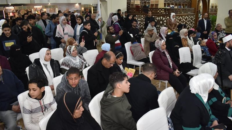 ندوة بجناح المجلس الأعلى للشئون 