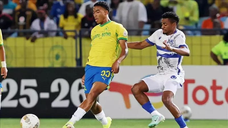 الهلال وصن داونز