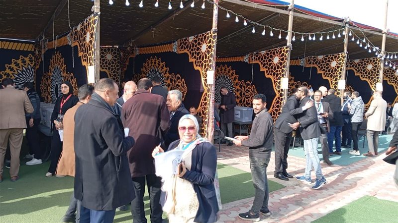 انطلاق عمليات التصويت  