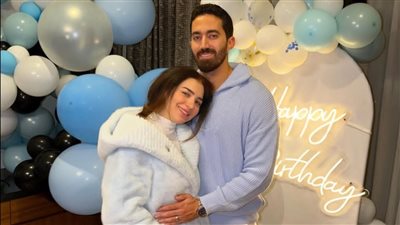 زوج مي عز الدين يرد على مطالبات بعدم ظهوره معها في “صاحبة السعادة”