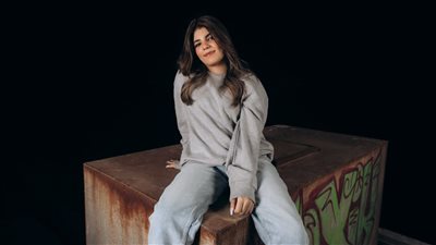 زينة تطلق «نسي الوعود» بعد نجاح تعاونها مع روتانا