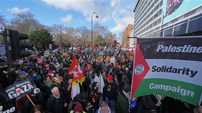 تظاهرة حاشدة في لندن تضامنًا مع الشعب الفلسطيني