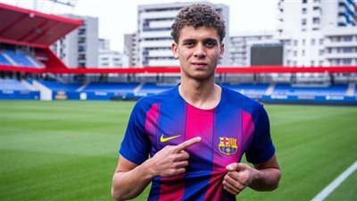 رسميا.. برشلونة الإسباني يعلن تعاقد مع حمزة عبدالكريم لاعب الأهلي