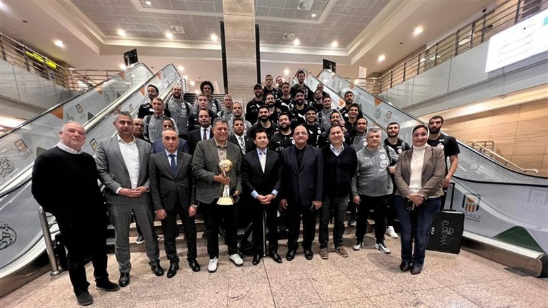 استقبال وزير الشباب والرياصة لبعثة منتخب مصر