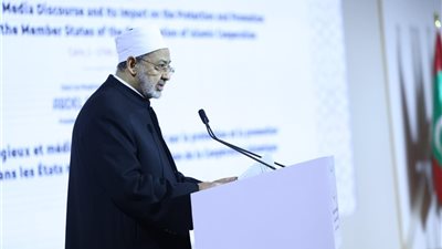 شيخ الأزهر يعلن قرارات «هيئة كبار العلماء» بشأن حقوق المرأة 