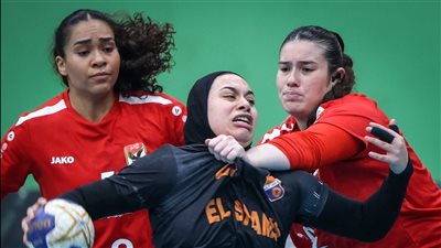 شاهد لقطات من فوز لاعبات يد الأهلي على الشمس والتتويج بالسوبر المصري