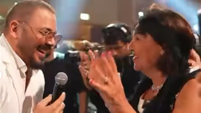 رامي عياش ومعجبة