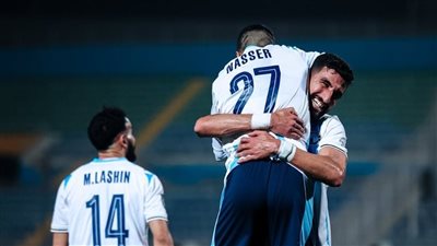 بيراميدز ينهي الشوط الأول متقدماً على زد بهدف في نهائي كأس مصر 