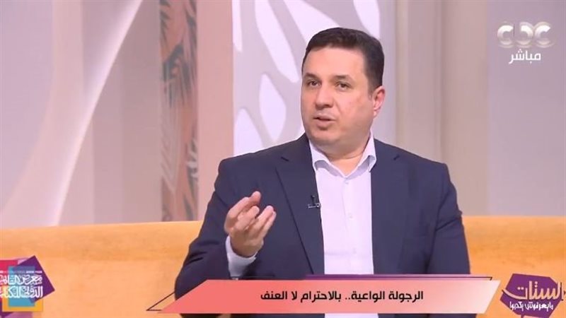 الدكتور أحمد عمارة استشاري الصحة النفسية