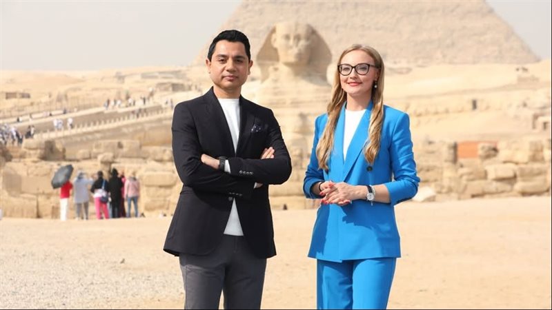 الإعلامي أحمد نجيب والإعلامية آنا كينيشيكو