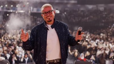 عمرو دياب يصنع إنجازًا جديدًا في مشواره الفني (تفاصيل)
