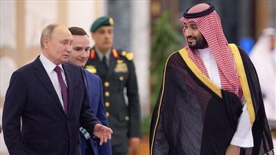بوتين ومحمد بن سلمان يبحثان التطورات الإقليمية ودعم استقرار أسواق الطاقة