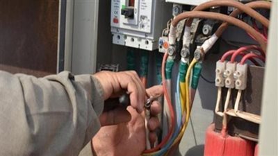 «الكهرباء» تتقدم بخطى ثابتة: 34 محطة جديدة و194 ألف كم خطوط توزيع