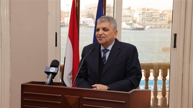رئيس هيئة قناة السويس