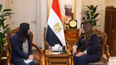 التنمية المحلية تبحث مع الممثلة المقيمة لبرنامج الأمم المتحدة الإنمائي ملفات التعاون المشتركة